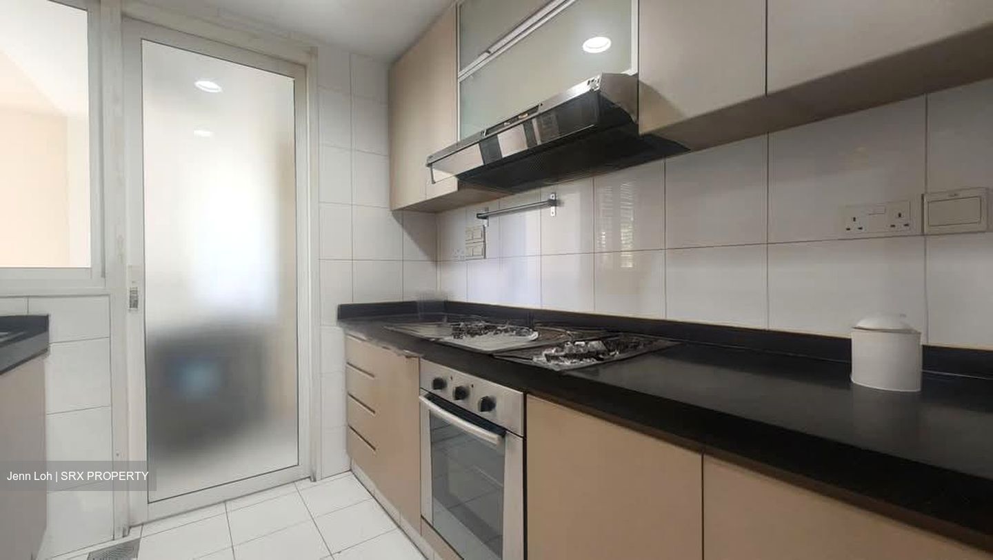 Savannah Condopark (D18), Condominium #568886261